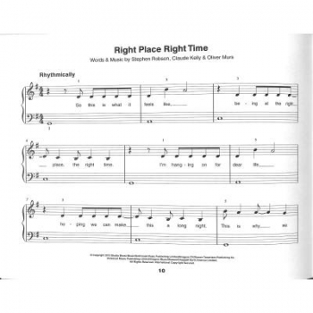 Preview: Easiest piano course - first chart toppers