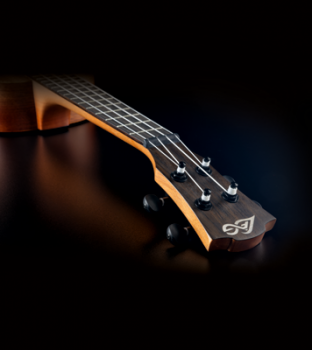 Preview: LAG Konzertukulele, Sapele laminiert, ohne Palisander