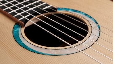 Preview: ARTESANO Konzertgitarre, Nuevo Azul, vollmassiv, Softcase