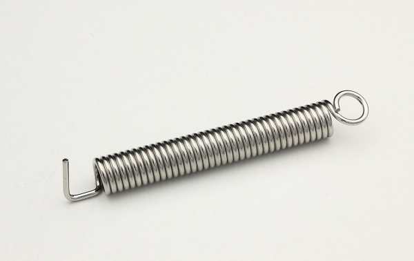 Tremolo-Feder